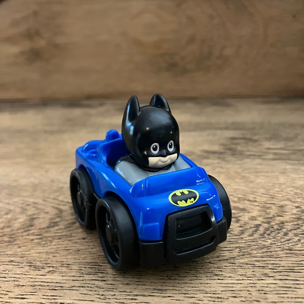 Little People Wheelies Batman Fisher Price DC Super Friends